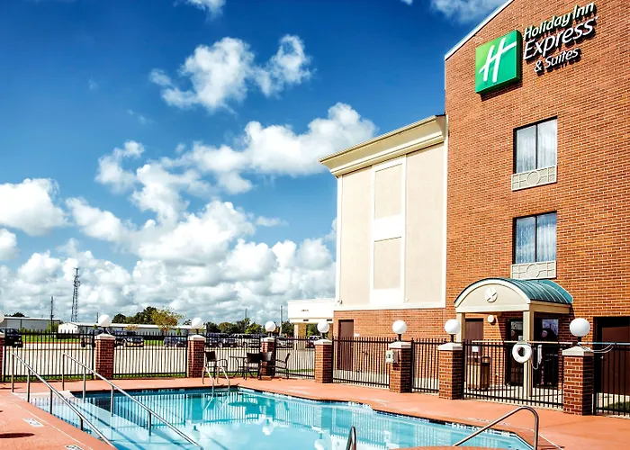 Holiday Inn Express Hotel & Suites Waller By Ihg